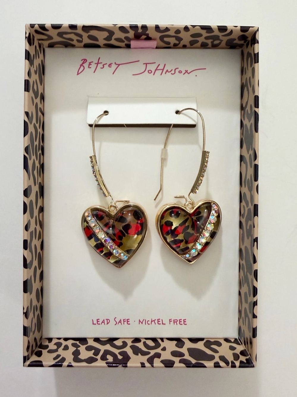 Betsey Johnson Gold-Tone Crystal Leopard Print Heart Earrings NIB! - Picture 5 of 5